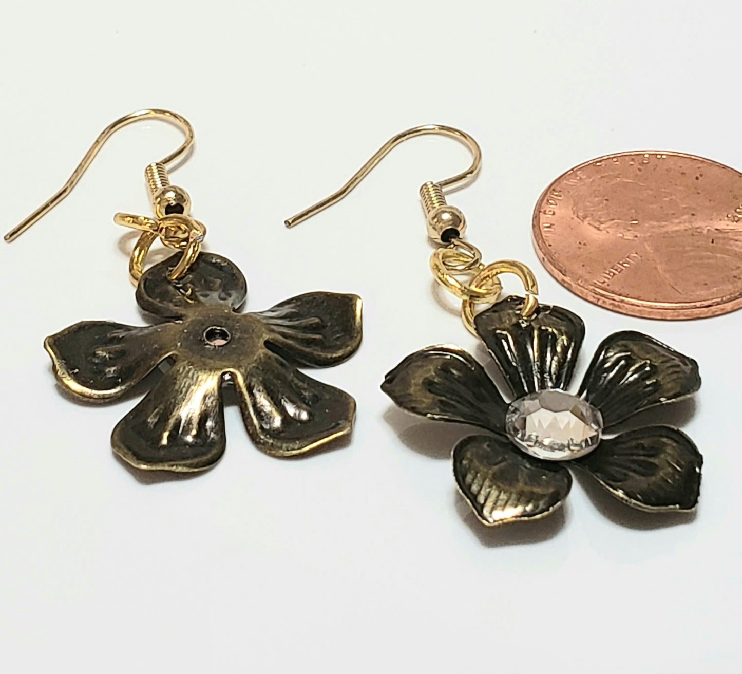 Antique Gold Metal Flower Earrings