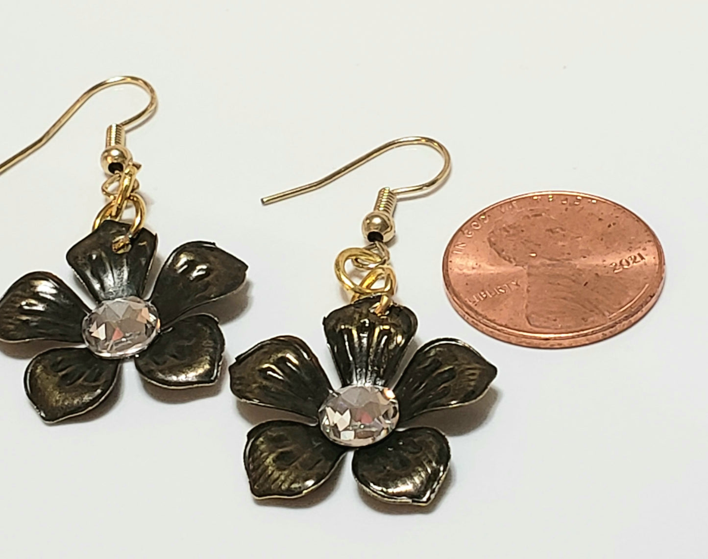 Antique Gold Metal Flower Earrings