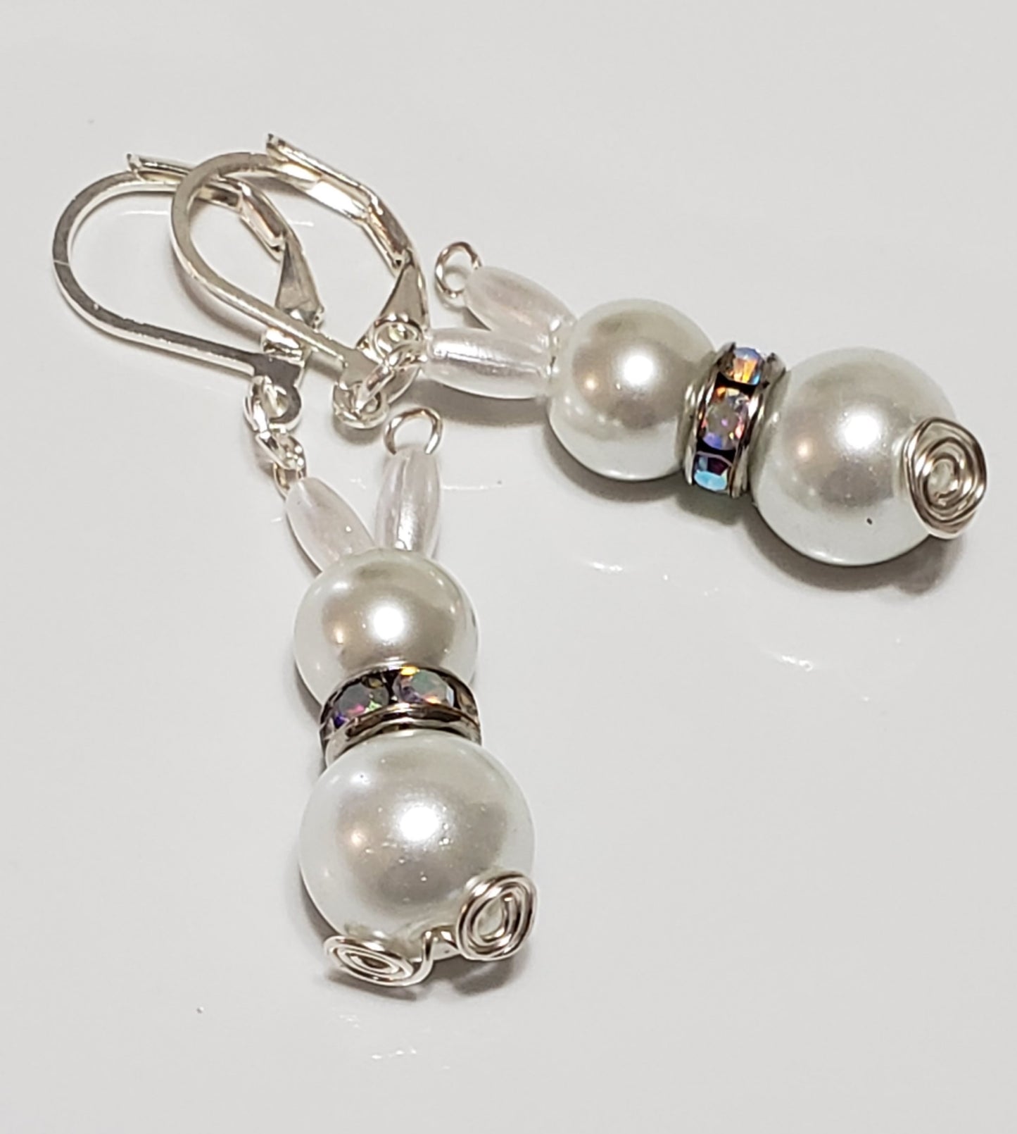 Cute Pearl Bunny Earrings
