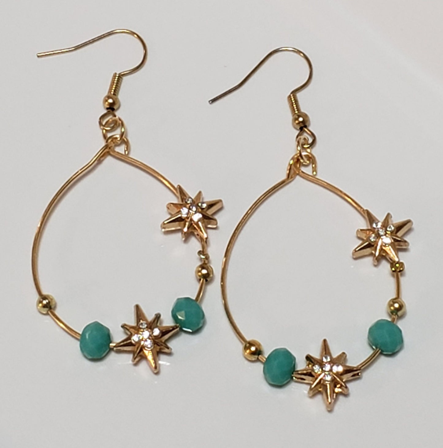 Oblong Hoop earrings with Gold Stars and Pink Beads