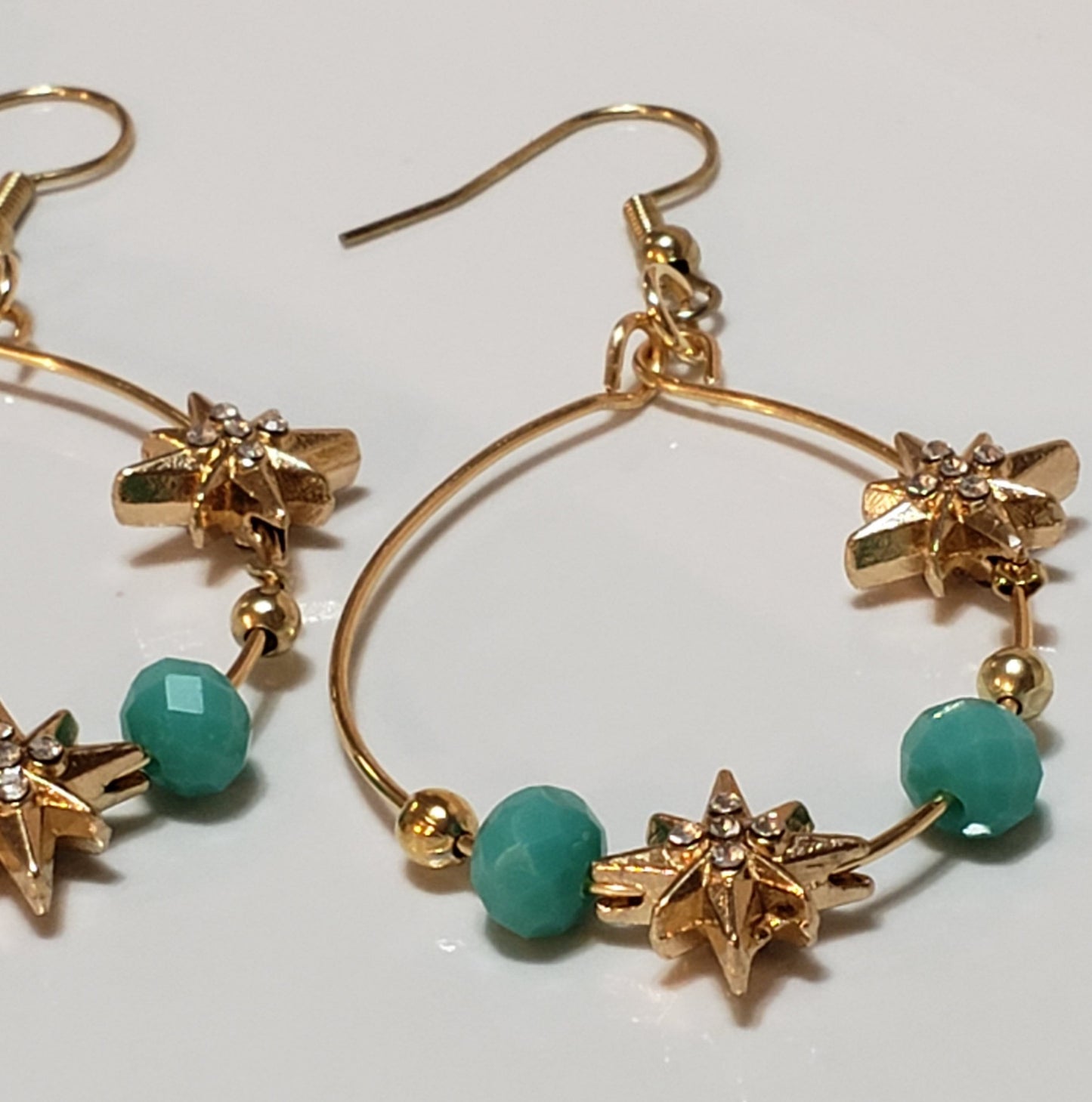 Oblong Hoop earrings with Gold Stars and Pink Beads