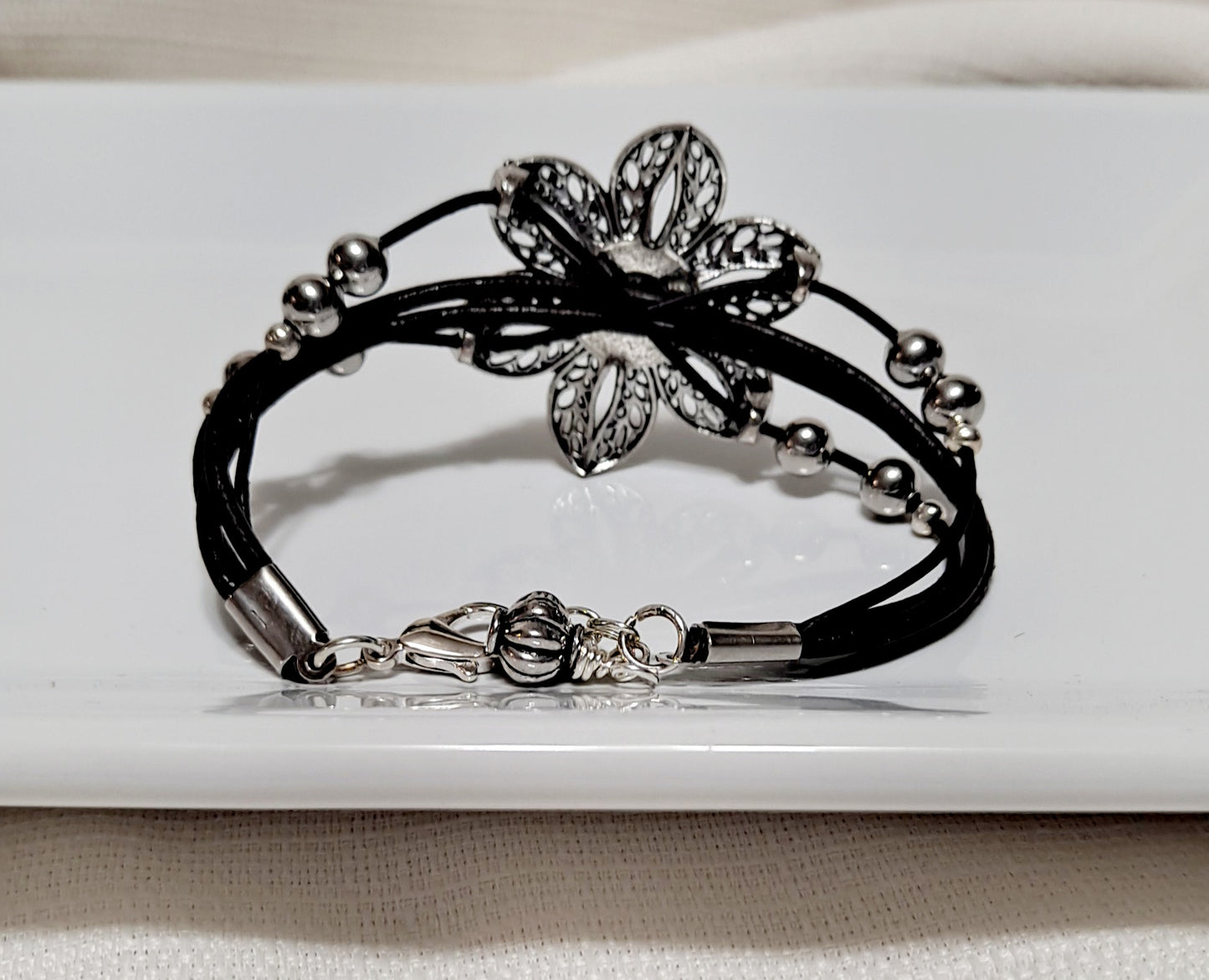 Vintage-Inspired Flower Bracelet Orange Rhinestone