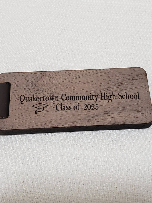 Graduation Keychain – Personalized Wooden Key Ring with School Name & Class Year – Class of 2025 Grad Gift for Him or Her