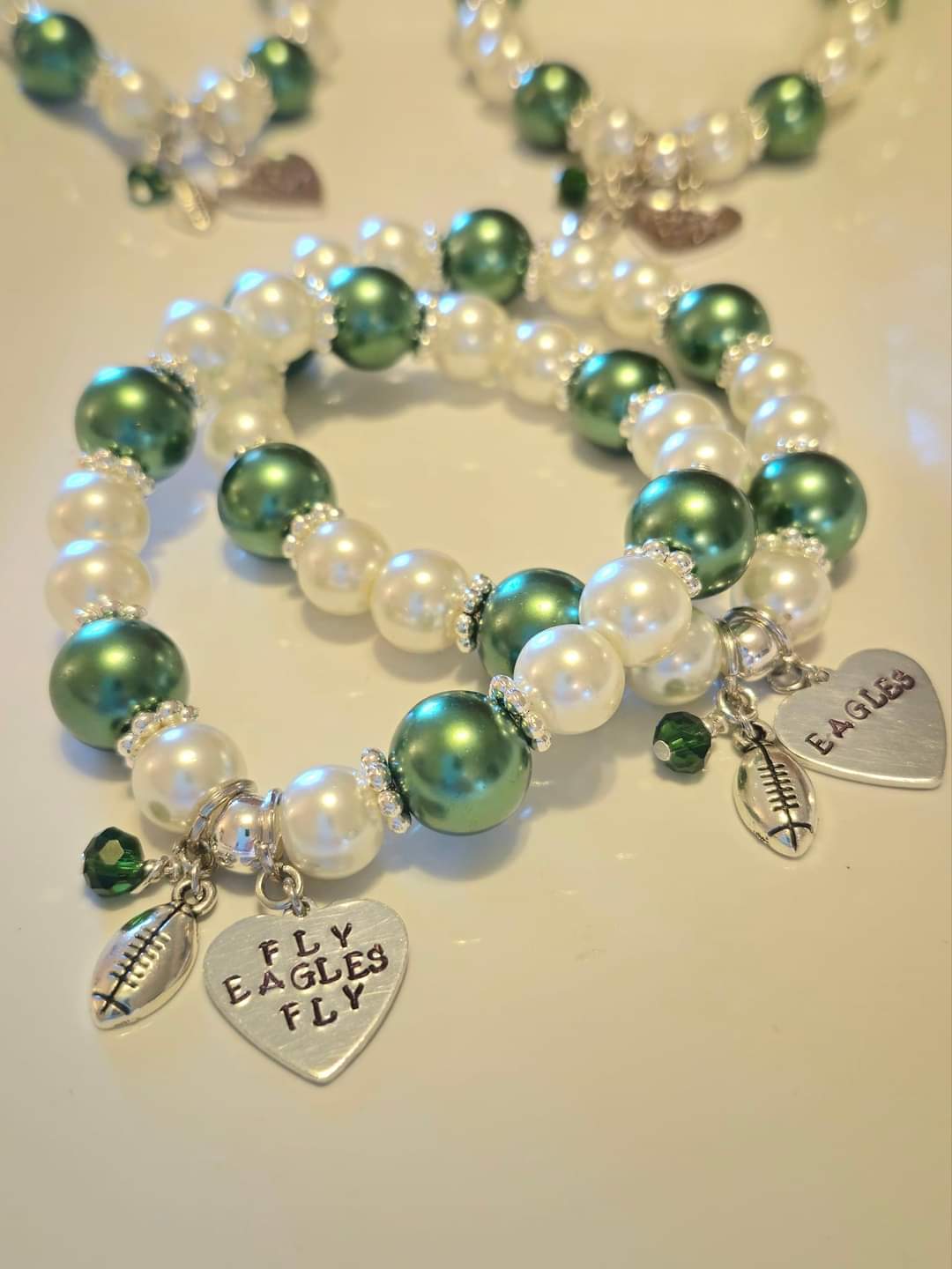 EAGLES!! Green & White charm bracelet