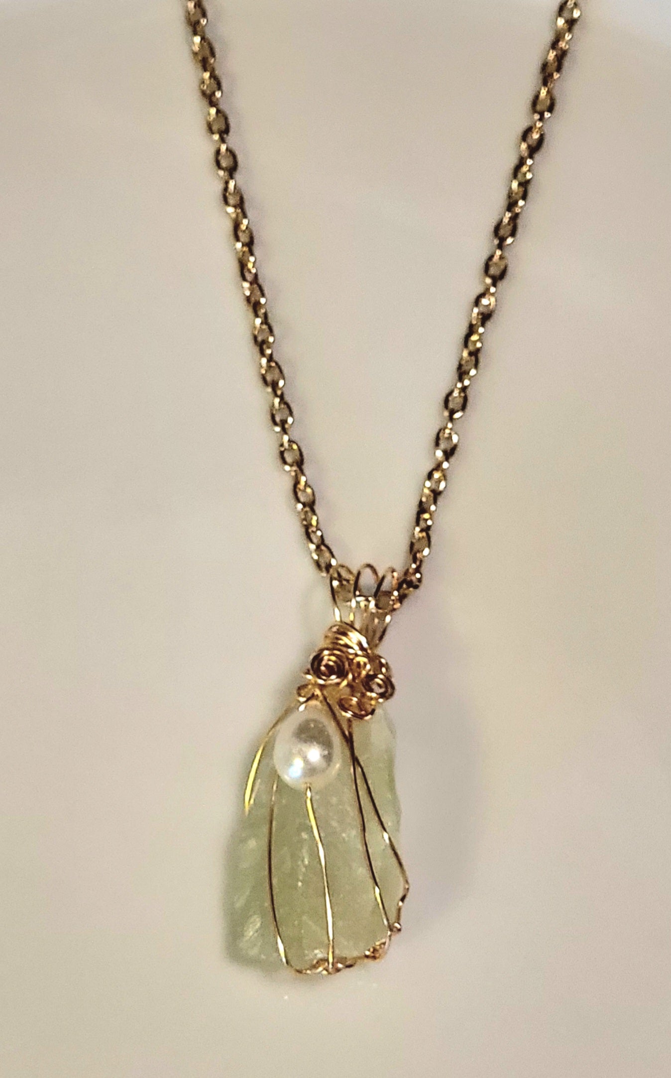 Gemstone Necklace green calcite gold   SOLD