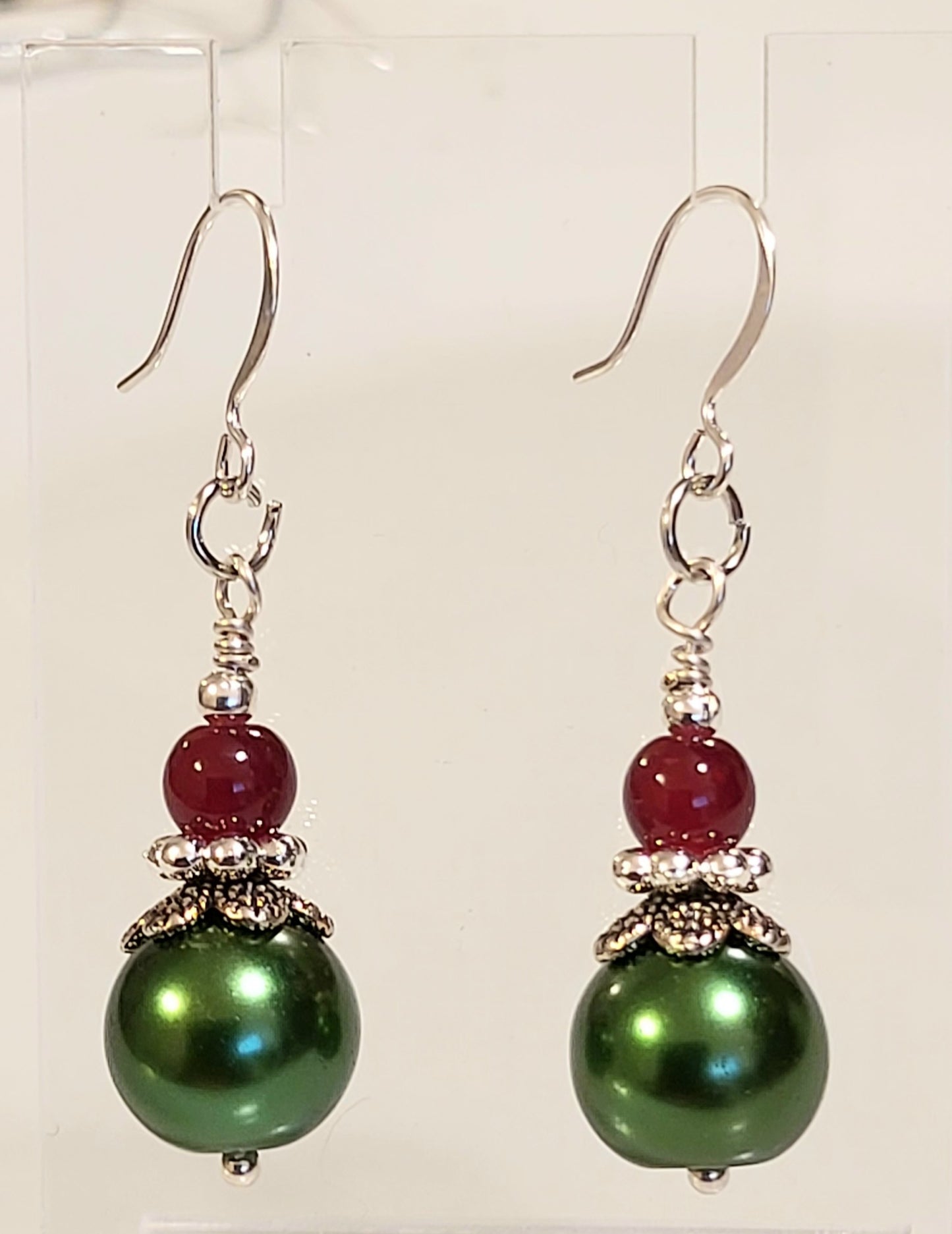 Green Pearl & Red Bead Christmas 15.00Earrings