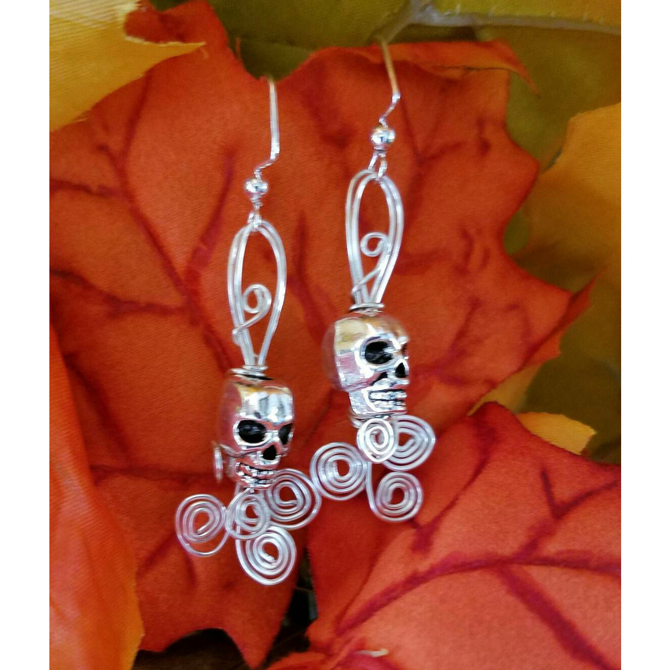 Skull Earrings, earrings, Halloween jewelry, skeletons, skulls, halloween